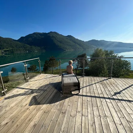 Holiday home Turer, Avslapping, Jakt, Fiske, Utsikt Etnesjoen