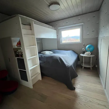 Holiday home Turer, Avslapping, Jakt, Fiske, Utsikt Etnesjoen