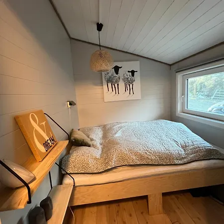 Turer, Avslapping, Jakt, Fiske, Utsikt * Etnesjoen