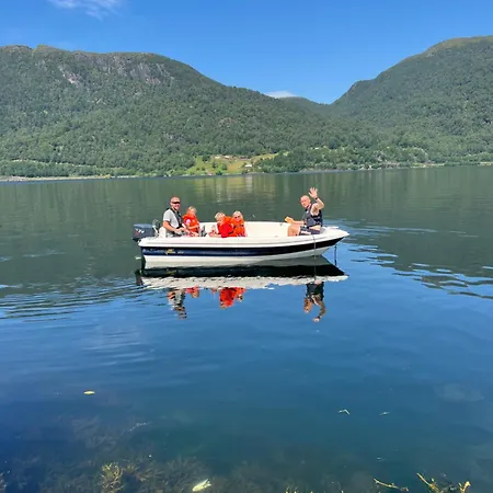 Holiday home Turer, Avslapping, Jakt, Fiske, Utsikt Etnesjoen